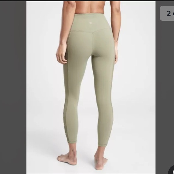 ATHLETA Salutation Stash Pocket II Cutout 7/8 NWT - Picture 2 of 4